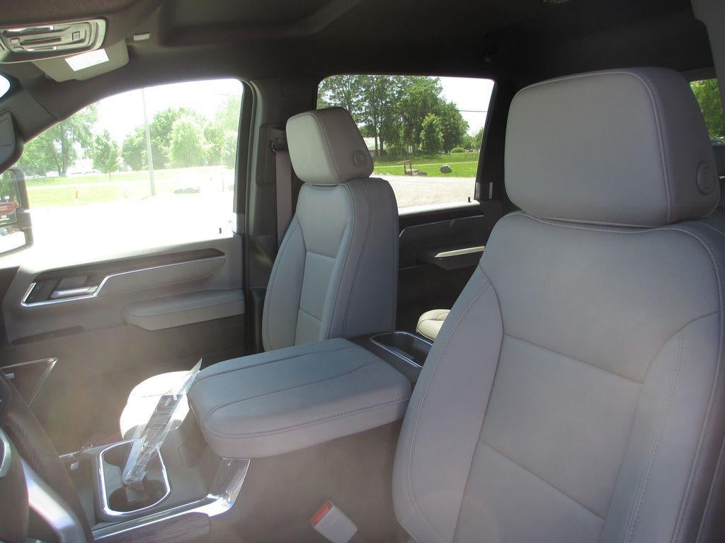 2026 GMC Sierra 3500 HD SLT DRW
