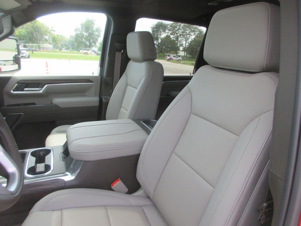 2026 GMC Sierra 3500 HD SLT DRW