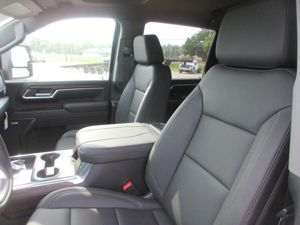 2026 GMC Sierra 3500 HD SLT