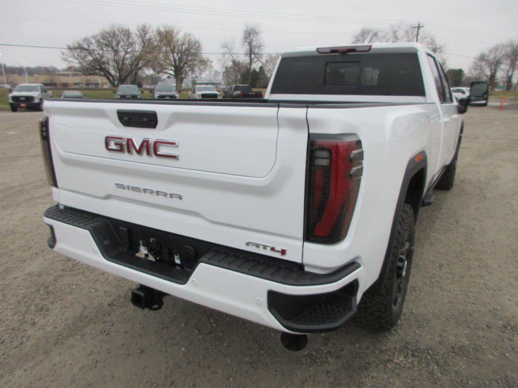 2026 GMC Sierra 3500 HD AT4