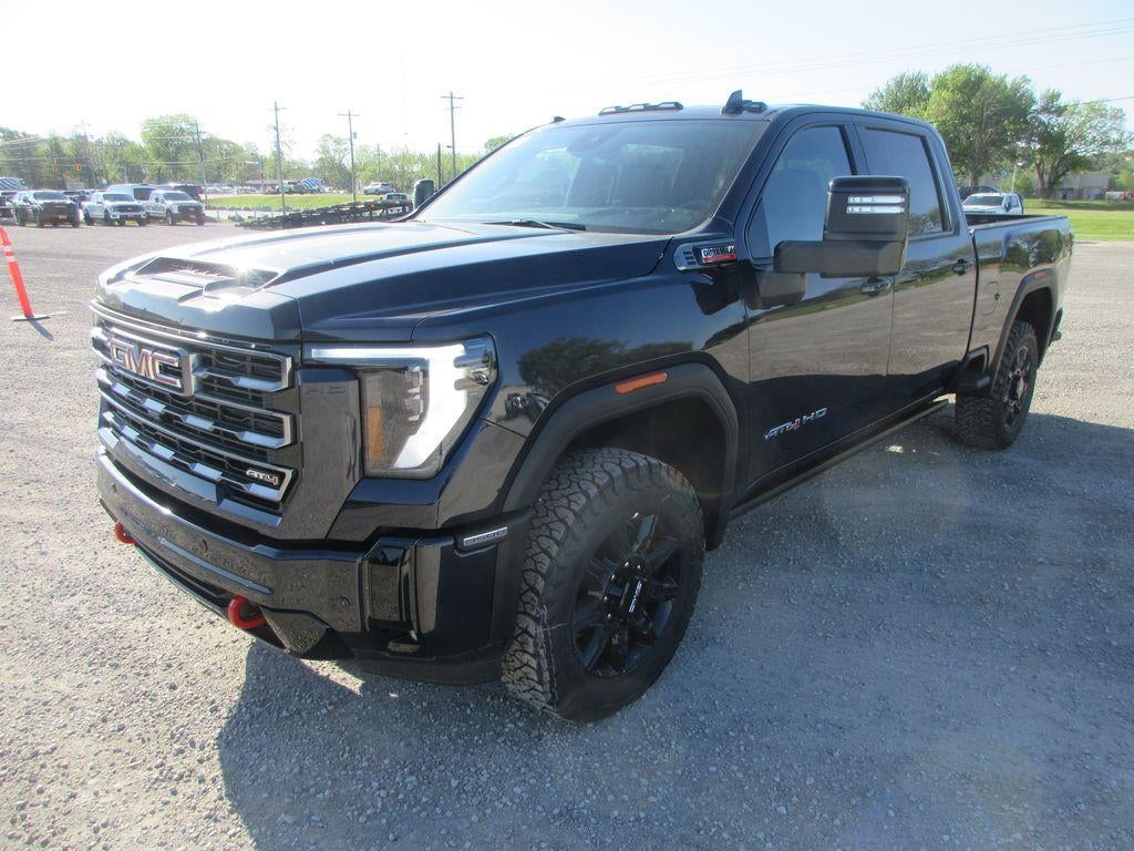2026 GMC Sierra 3500 HD AT4