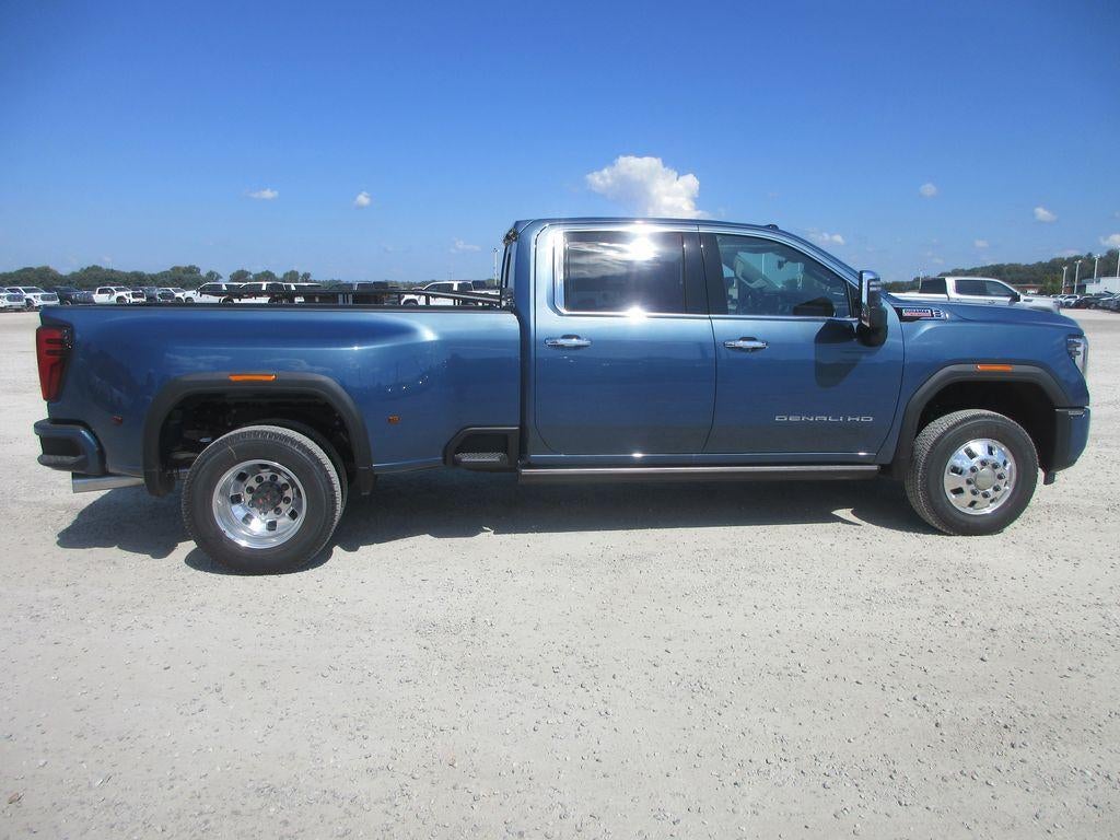 2026 GMC Sierra 3500 HD Denali DRW