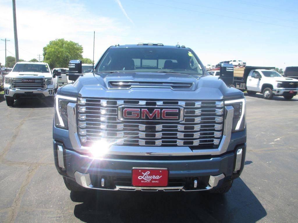 2025 GMC Sierra 3500 HD Denali