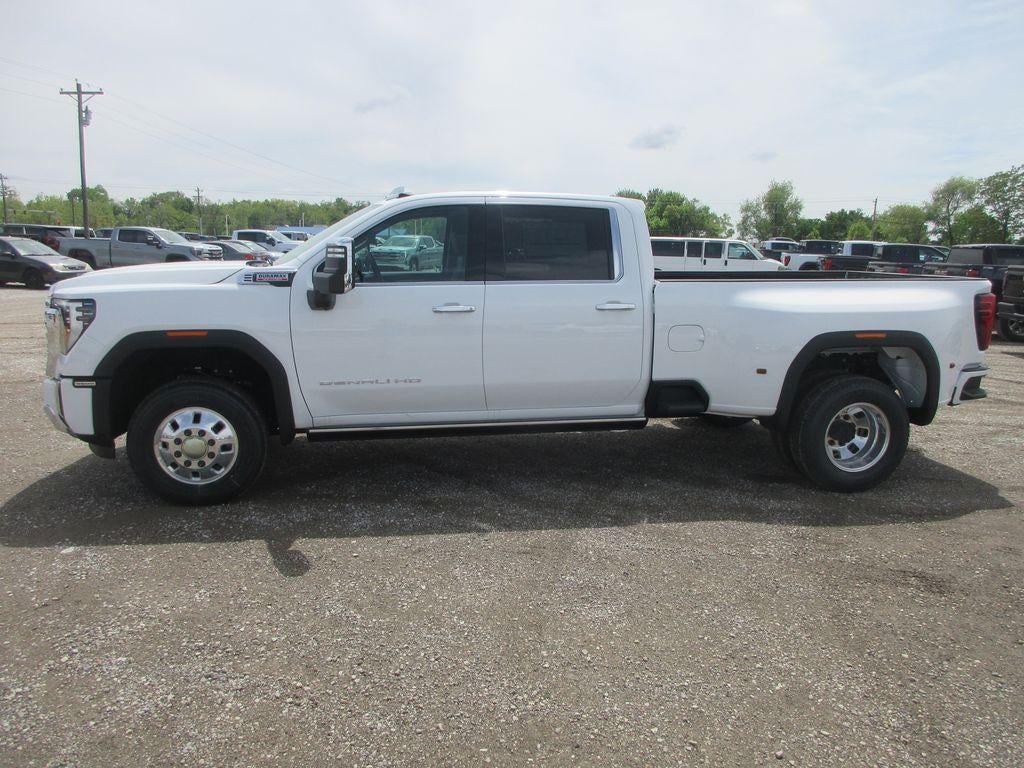 2026 GMC Sierra 3500 HD Denali DRW