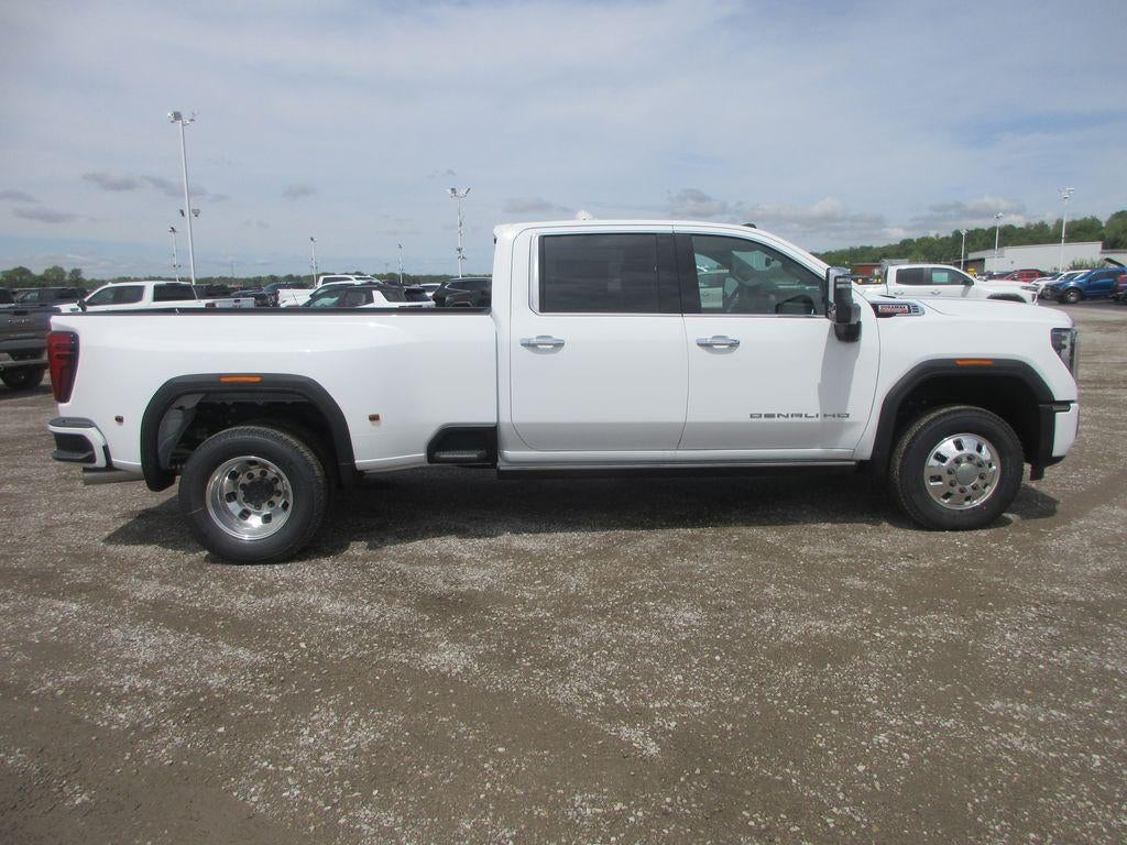 2026 GMC Sierra 3500 HD Denali DRW