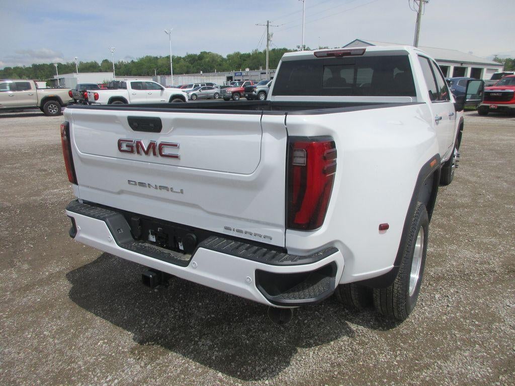 2026 GMC Sierra 3500 HD Denali DRW