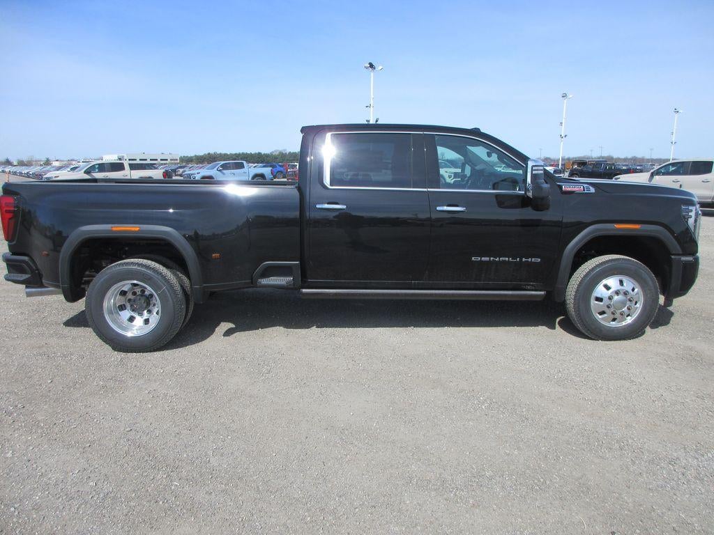 2026 GMC Sierra 3500 HD Denali DRW