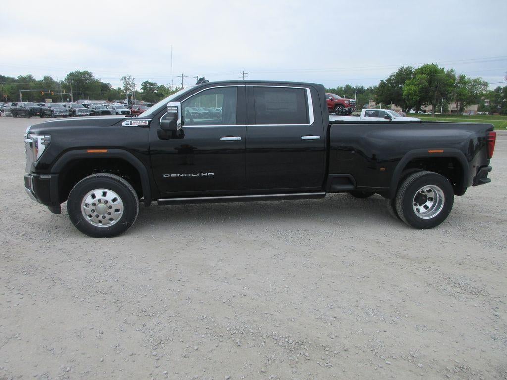 2026 GMC Sierra 3500 HD Denali DRW