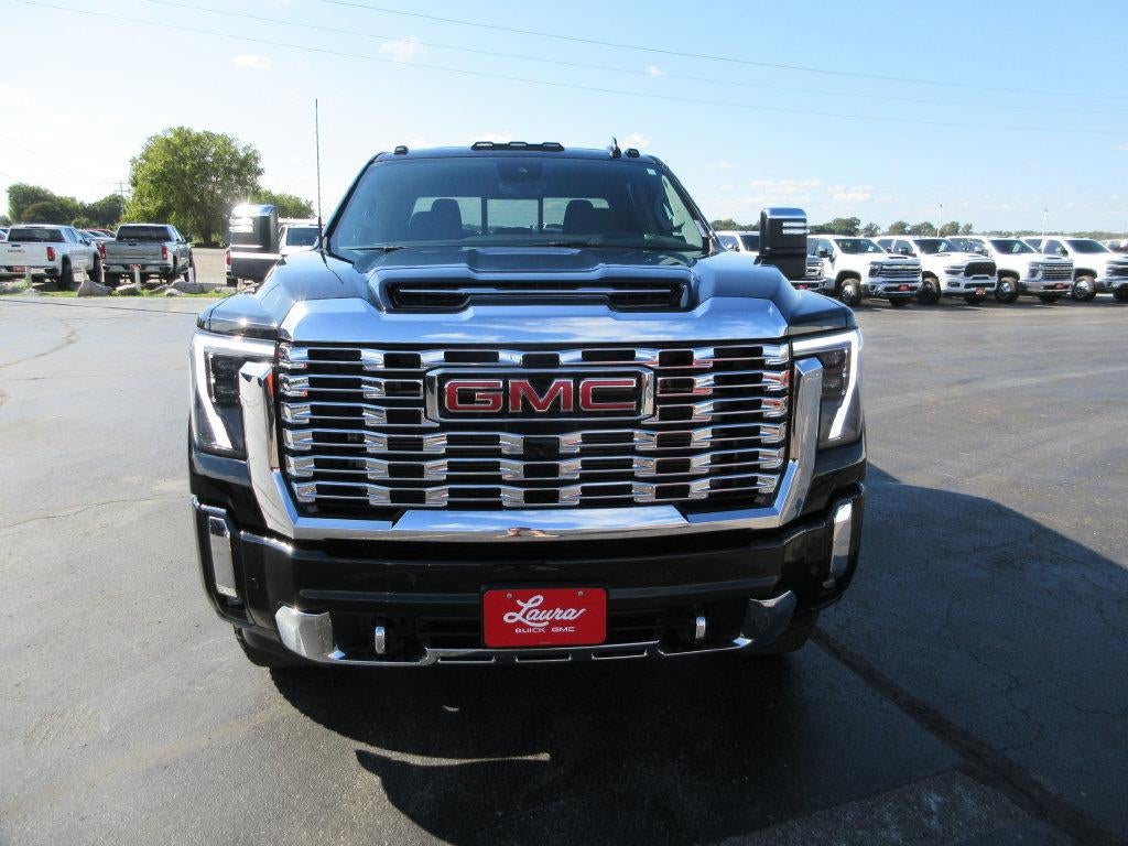 2025 GMC Sierra 3500 HD Denali