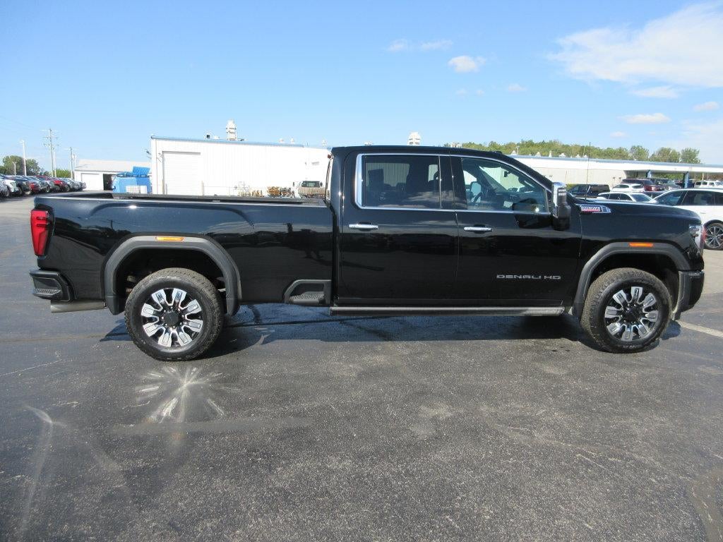 2025 GMC Sierra 3500 HD Denali