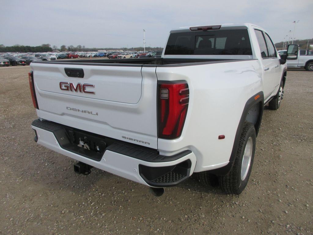2026 GMC Sierra 3500 HD Denali DRW
