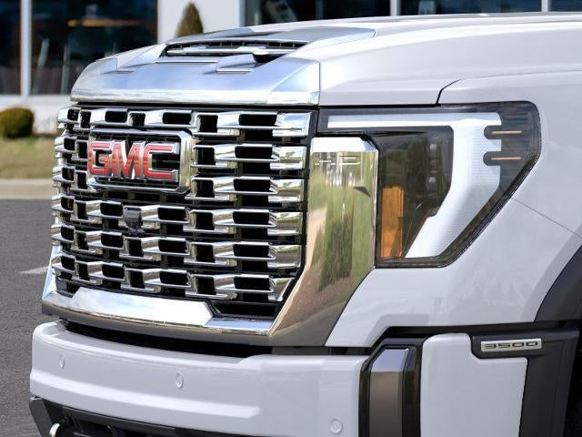 2026 GMC Sierra 3500 HD Denali DRW