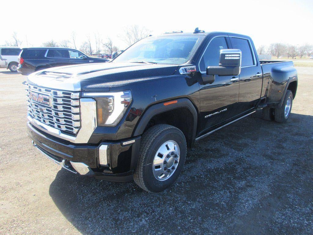 2026 GMC Sierra 3500 HD Denali DRW