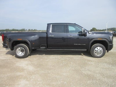 2026 GMC Sierra 3500 HD Denali Ultimate DRW