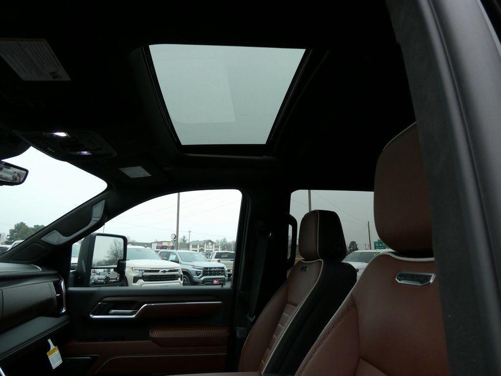 2026 GMC Sierra 3500 HD Denali Ultimate DRW