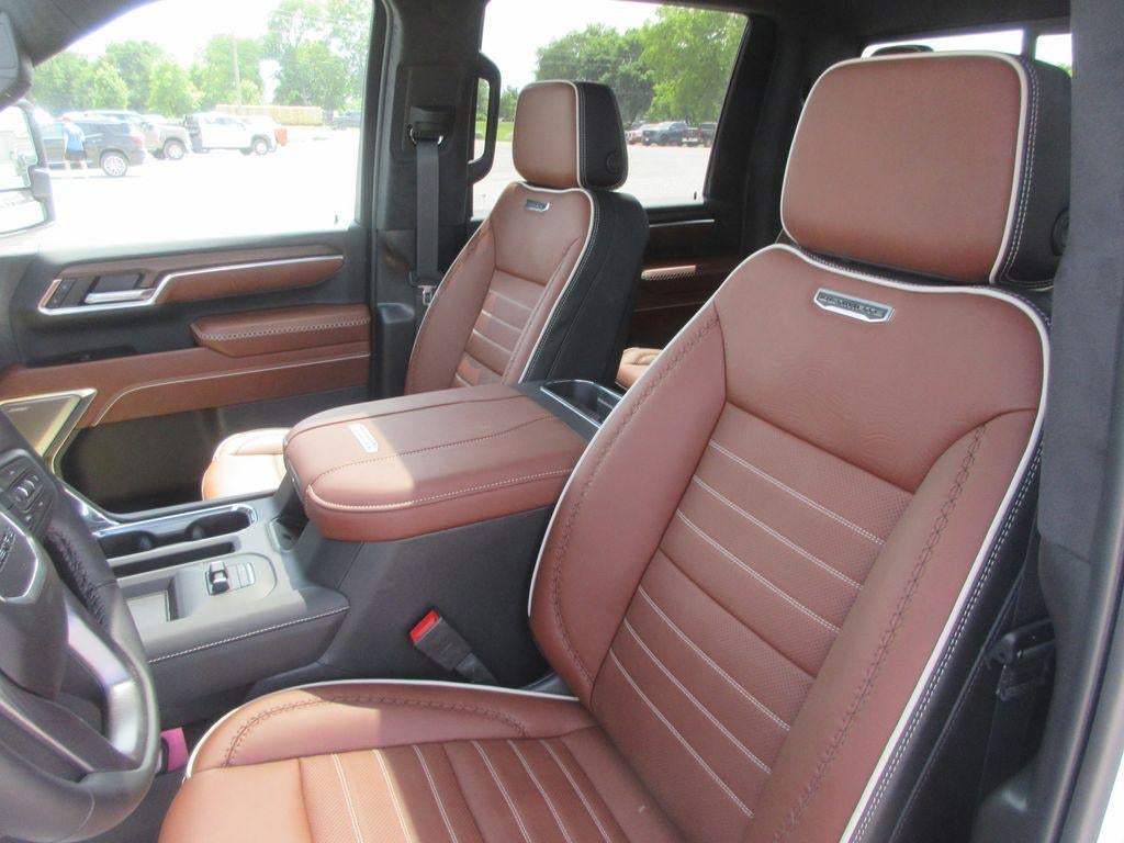 2026 GMC Sierra 3500 HD Denali Ultimate DRW