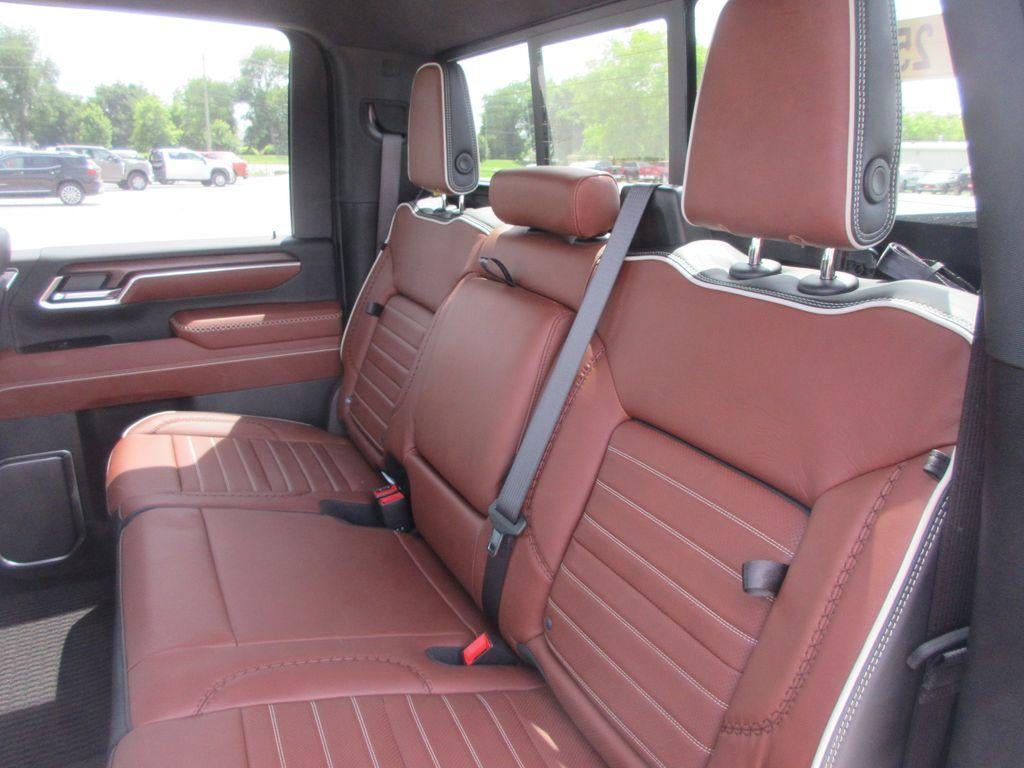 2026 GMC Sierra 3500 HD Denali Ultimate DRW