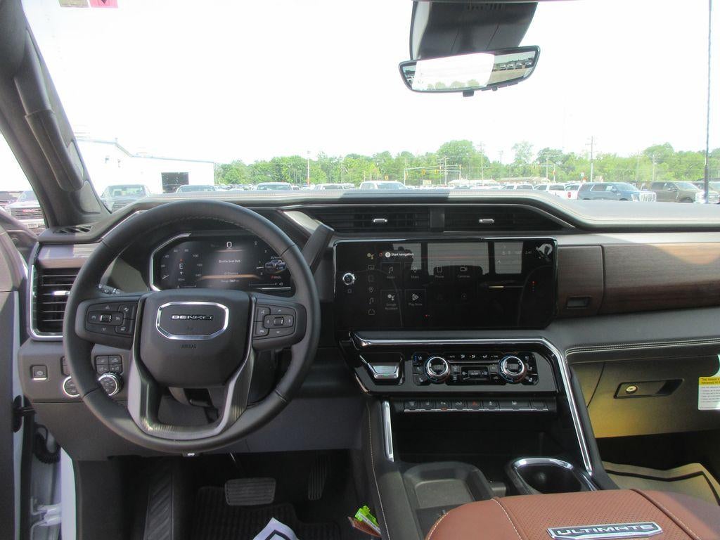 2026 GMC Sierra 3500 HD Denali Ultimate DRW