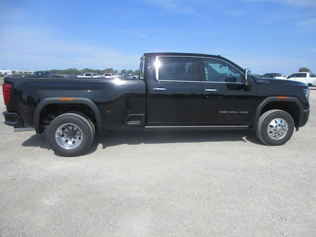 2026 GMC Sierra 3500 HD Denali Ultimate DRW