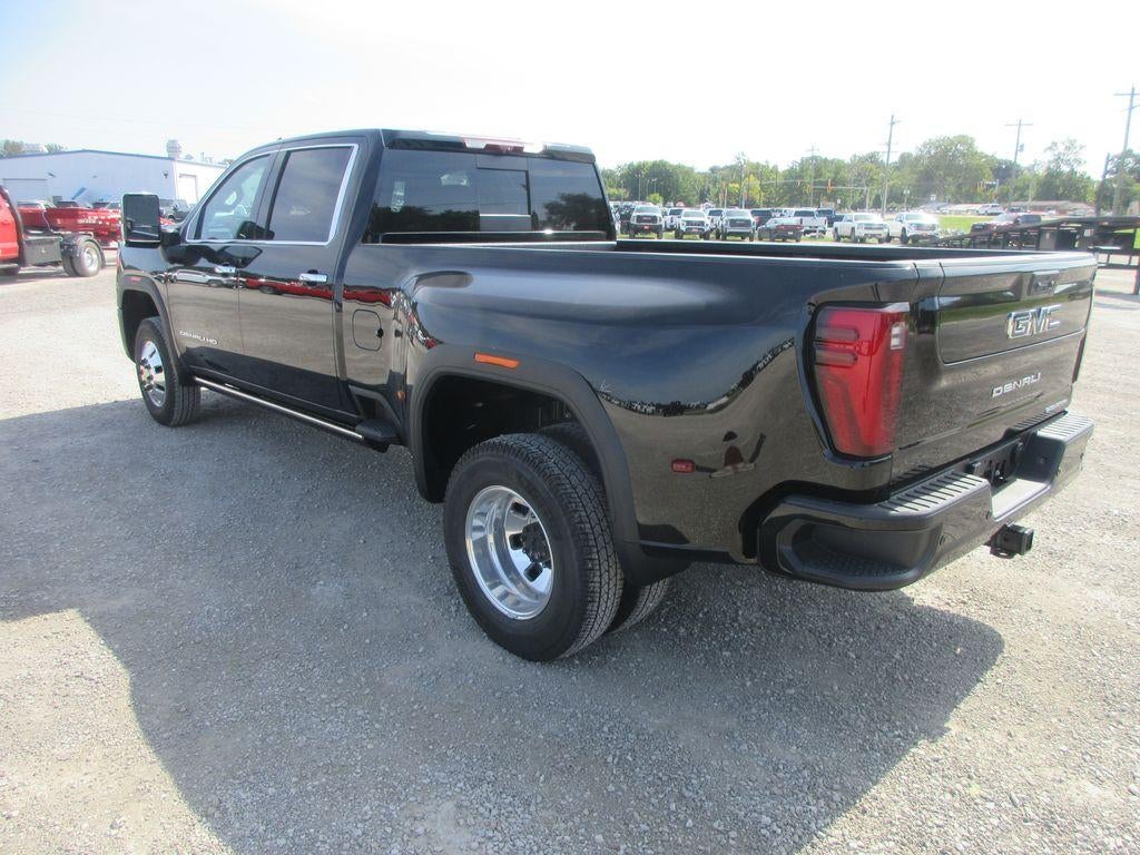 2026 GMC Sierra 3500 HD Denali Ultimate DRW