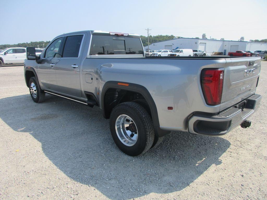 2026 GMC Sierra 3500 HD Denali Ultimate DRW