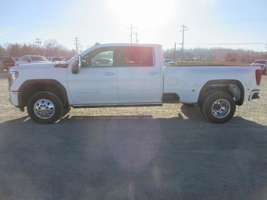 2026 GMC Sierra 3500 HD Denali Ultimate DRW