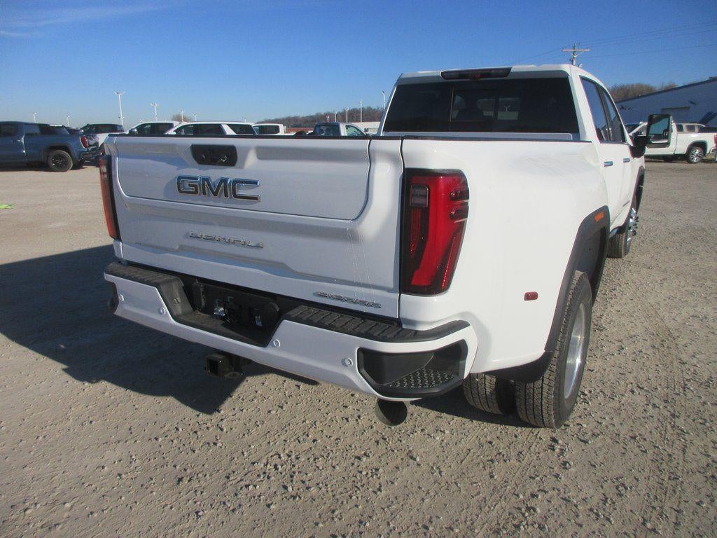 2026 GMC Sierra 3500 HD Denali Ultimate DRW