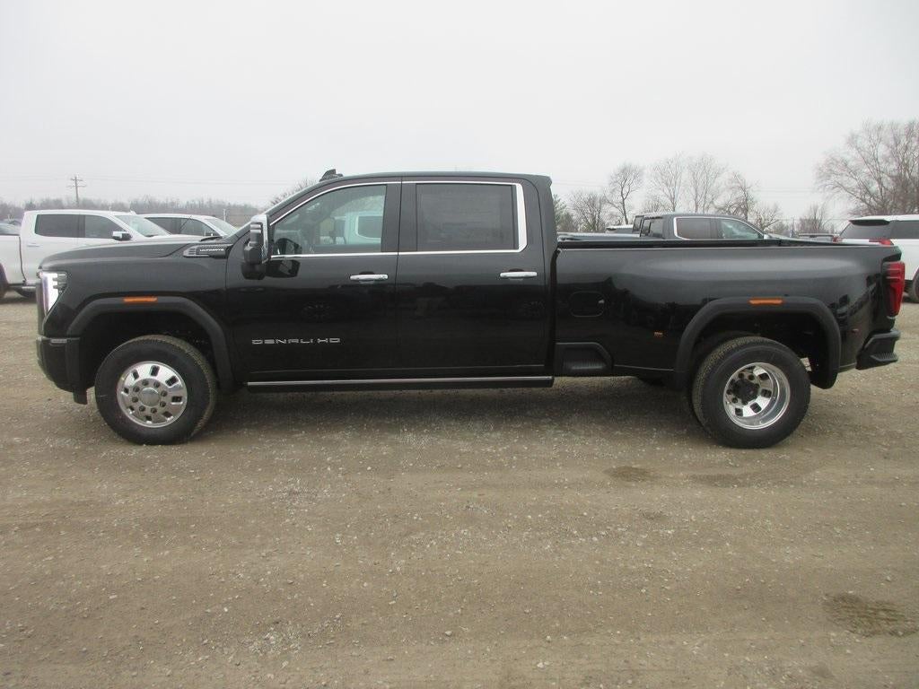 2026 GMC Sierra 3500 HD Denali Ultimate DRW