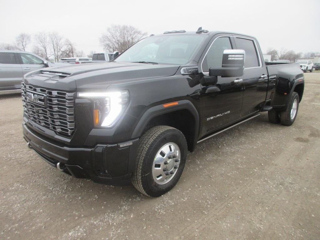 2026 GMC Sierra 3500 HD Denali Ultimate DRW