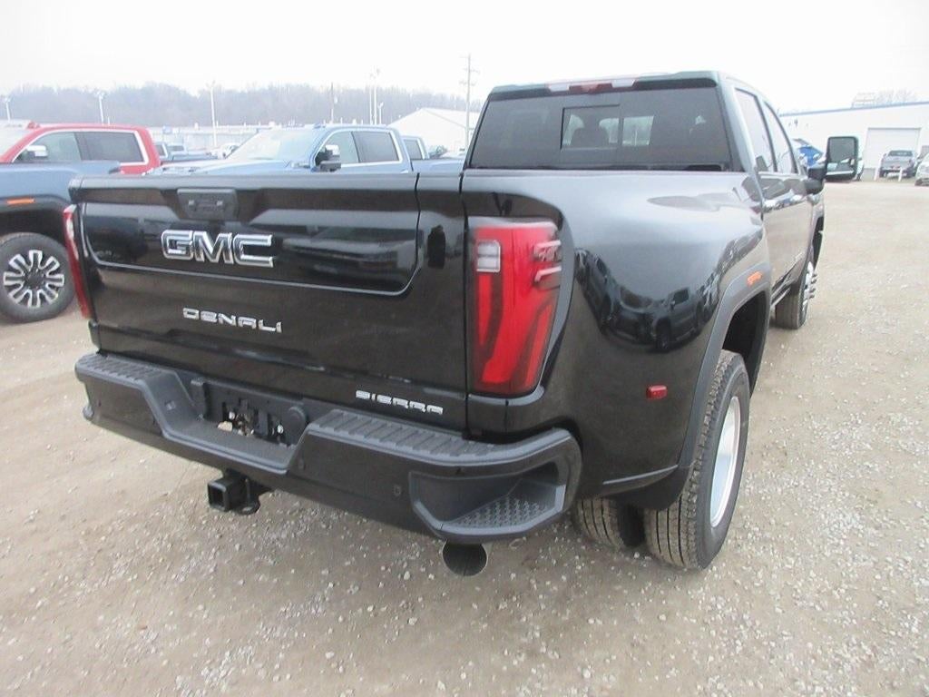 2026 GMC Sierra 3500 HD Denali Ultimate DRW
