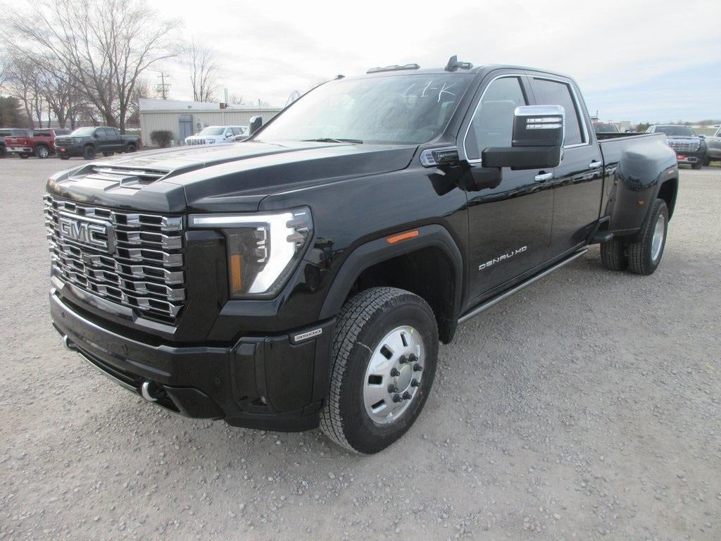 2026 GMC Sierra 3500 HD Denali Ultimate DRW