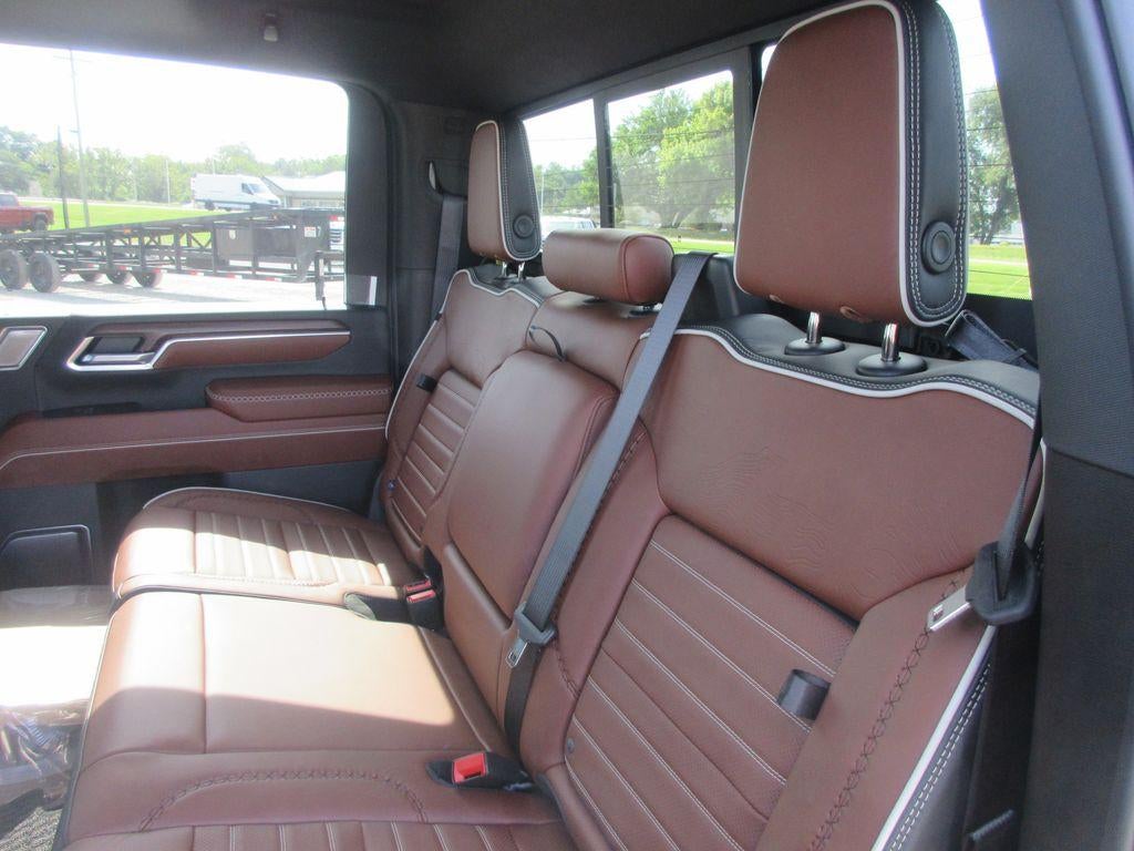 2026 GMC Sierra 3500 HD Denali Ultimate DRW
