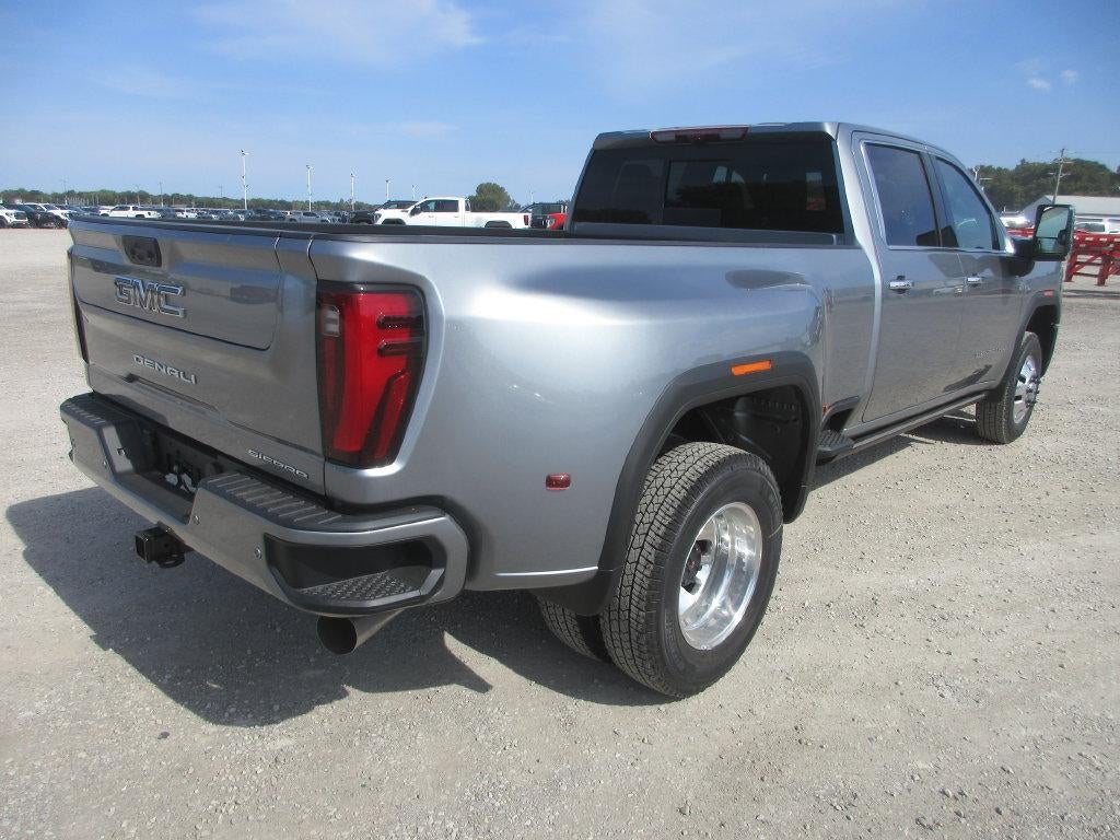 2026 GMC Sierra 3500 HD Denali Ultimate DRW