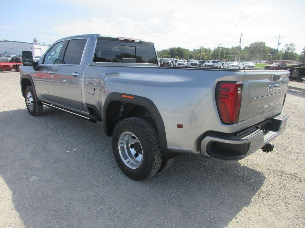2026 GMC Sierra 3500 HD Denali Ultimate DRW
