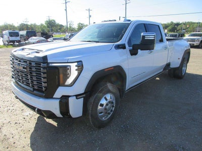 2026 GMC Sierra 3500 HD Denali Ultimate DRW