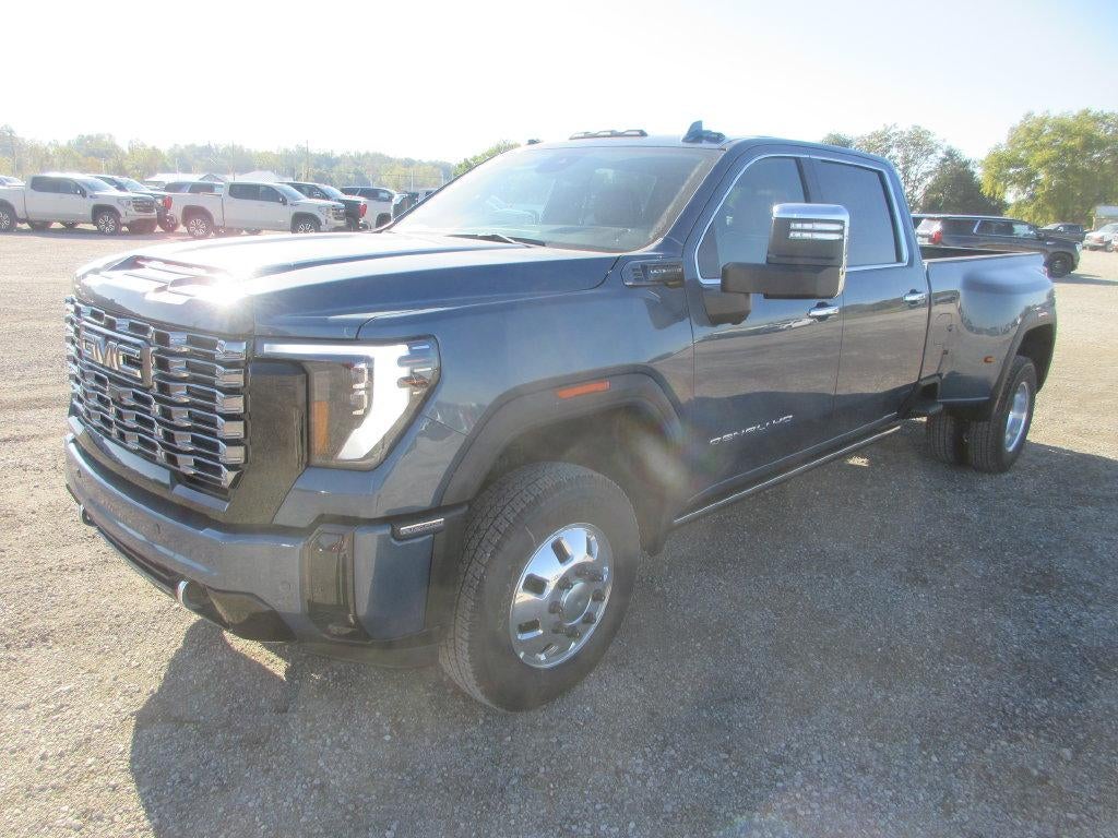 2026 GMC Sierra 3500 HD Denali Ultimate DRW