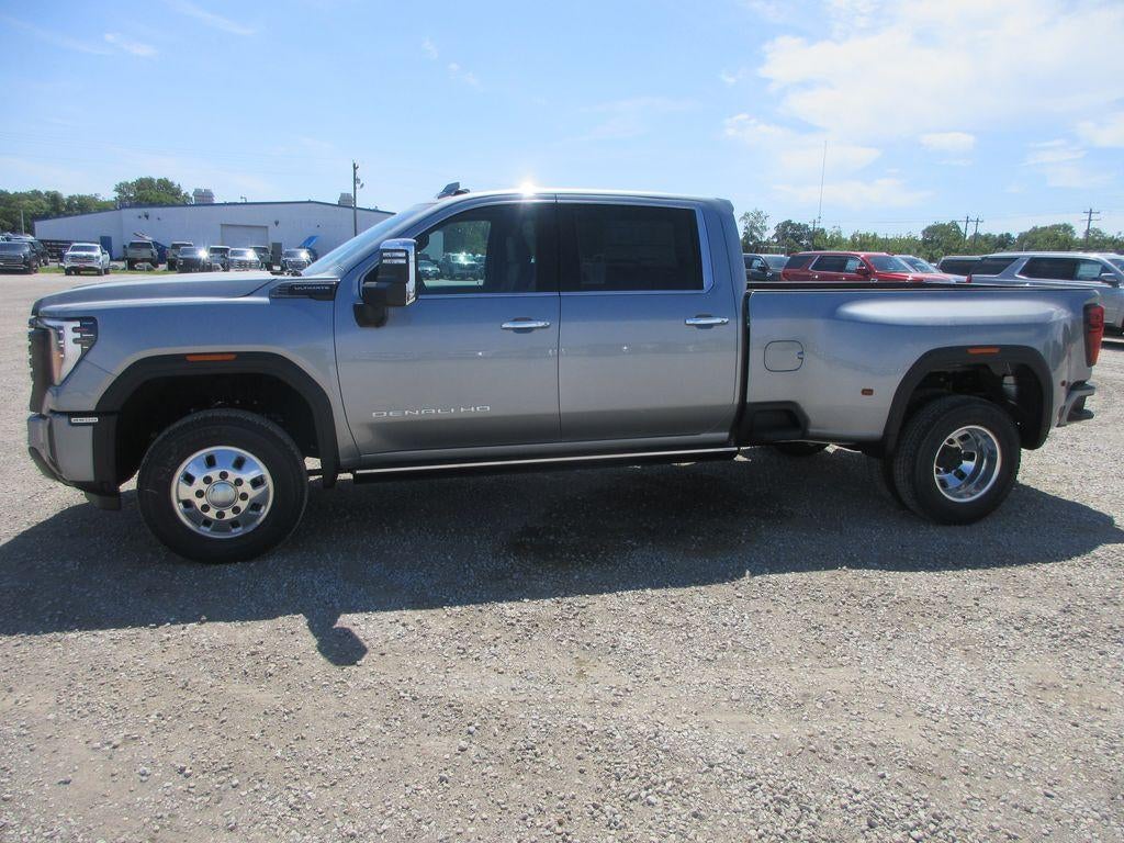 2026 GMC Sierra 3500 HD Denali Ultimate DRW