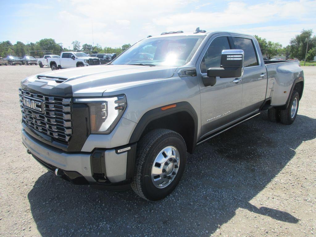 2026 GMC Sierra 3500 HD Denali Ultimate DRW