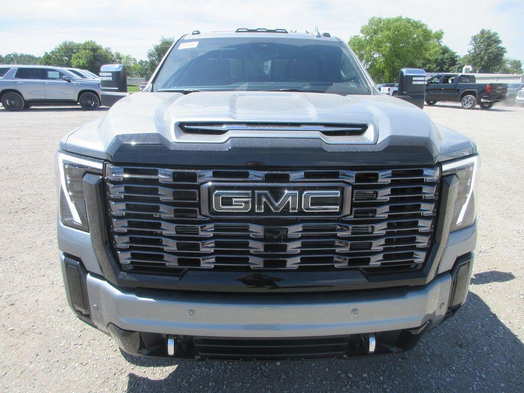 2026 GMC Sierra 3500 HD Denali Ultimate DRW