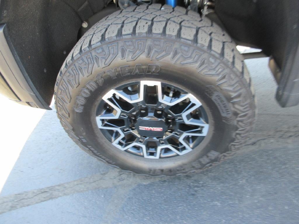 2025 GMC Sierra 2500 HD AT4X