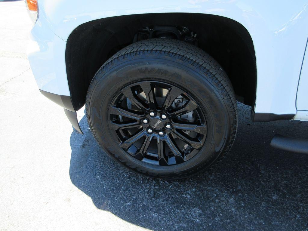 2022 GMC Canyon Elevation Standard