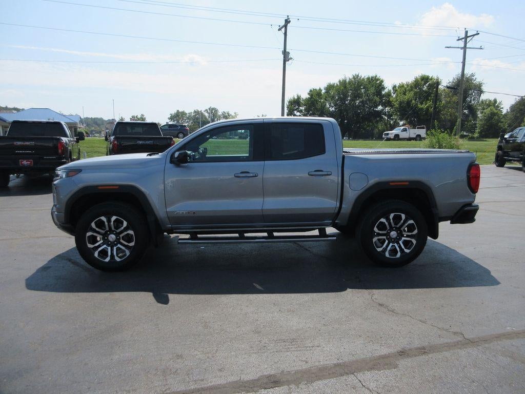 2023 GMC Canyon 4WD AT4