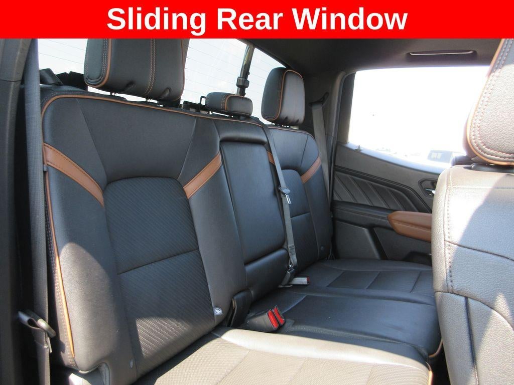 2023 GMC Canyon 4WD AT4