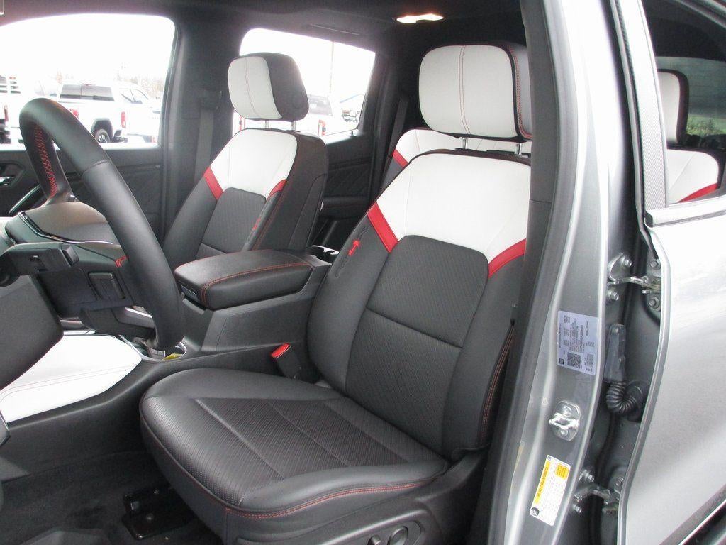 2024 GMC Canyon AT4X