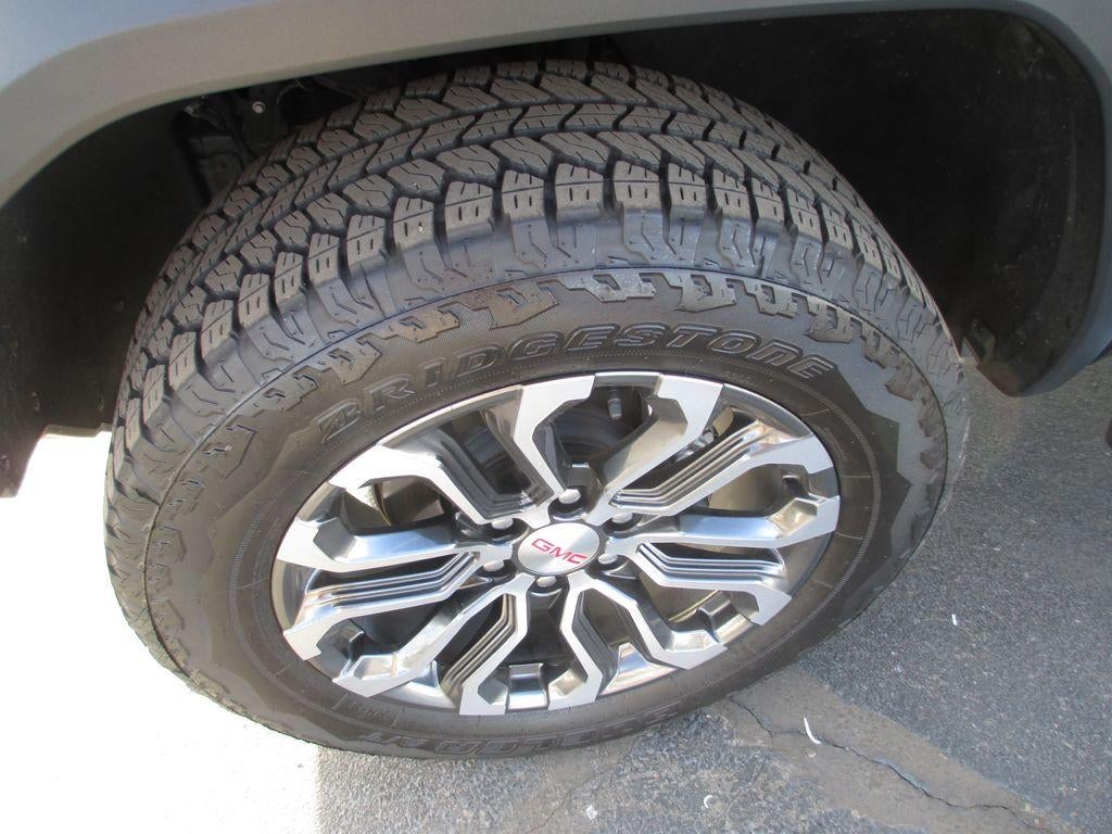 2024 GMC Canyon Denali