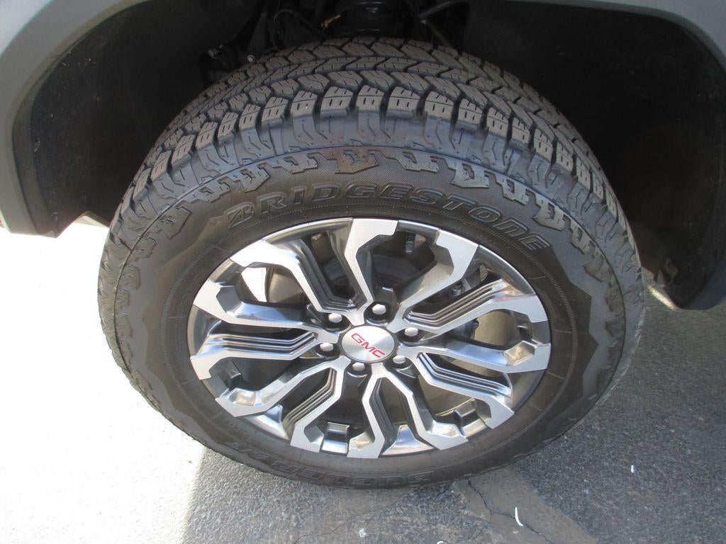 2024 GMC Canyon Denali