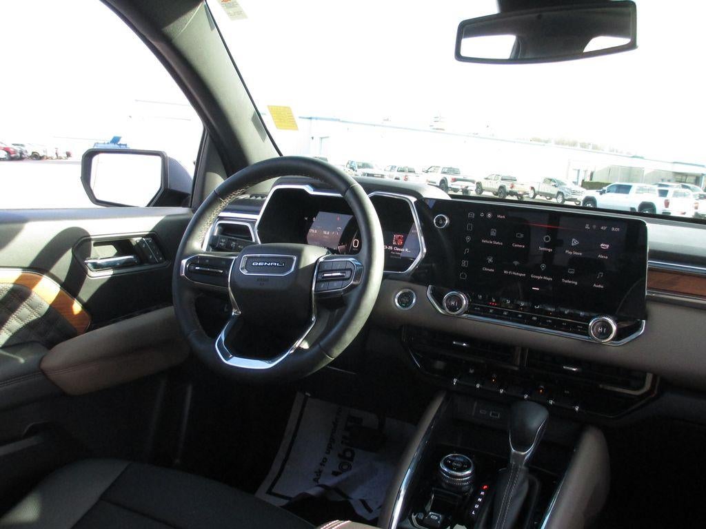 2024 GMC Canyon Denali