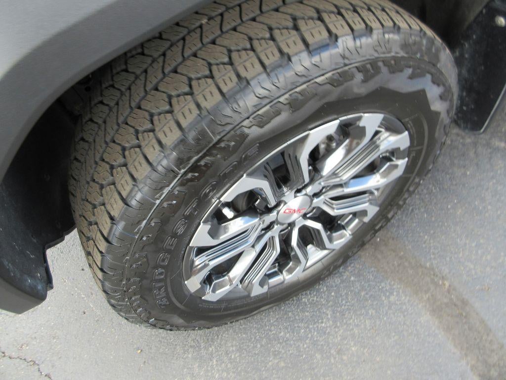 2024 GMC Canyon Denali