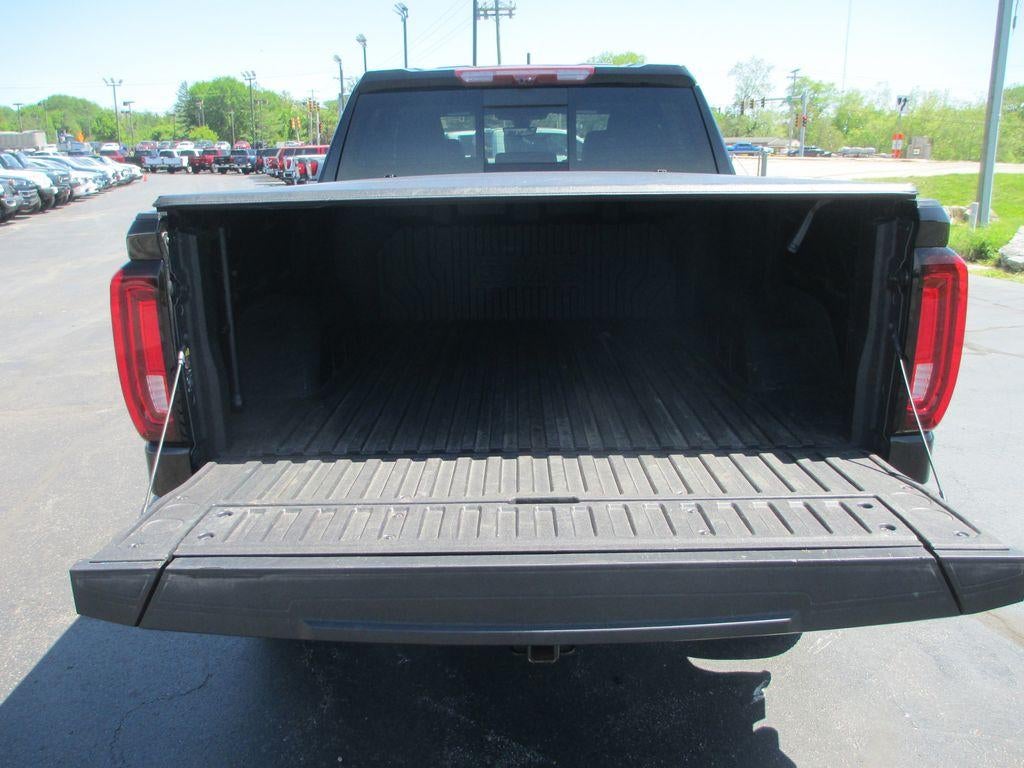 2022 GMC Sierra 1500 Limited AT4