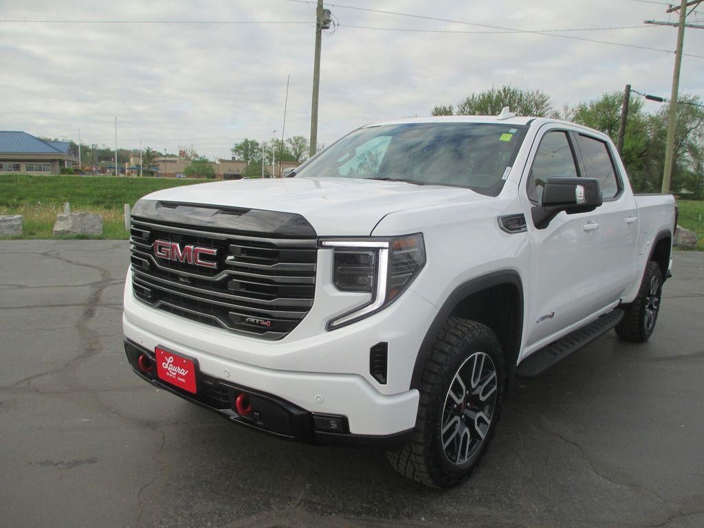 2025 GMC Sierra 1500 AT4